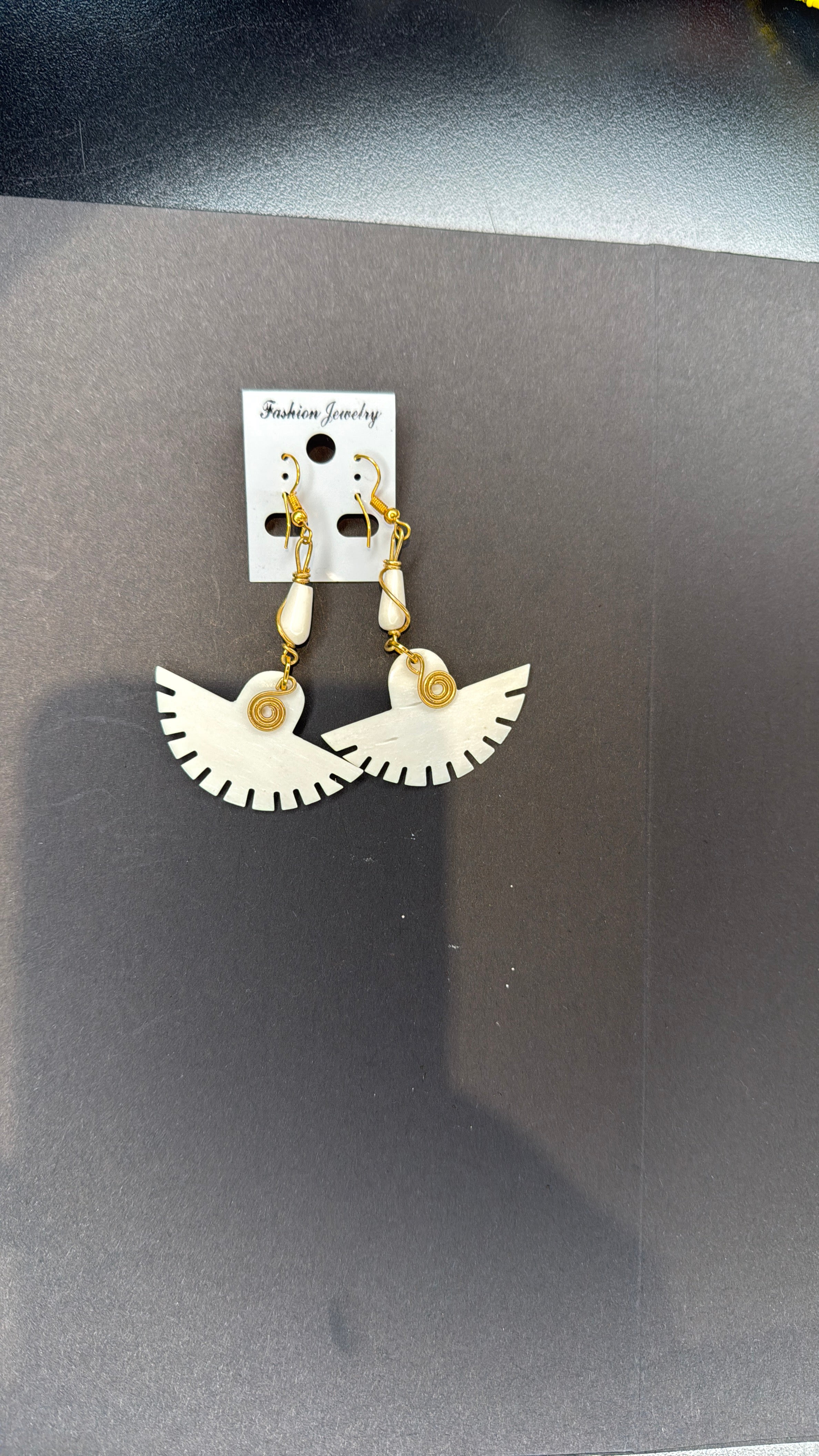 Boho Fan-Shaped Drop Earrings – Handmade Ivory Statement Jewelry
