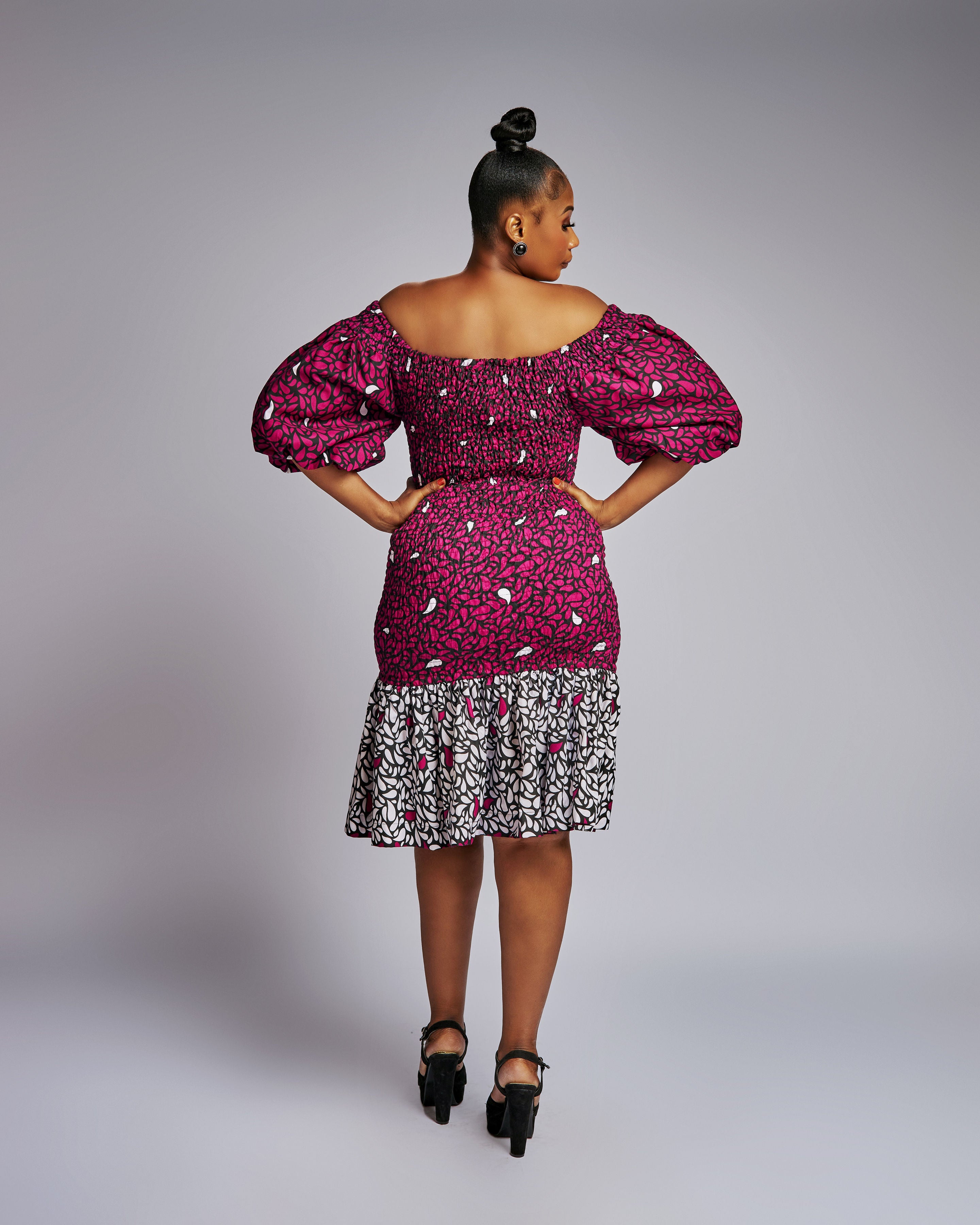 Regal Elastic Dress W/ Puff Sleeves