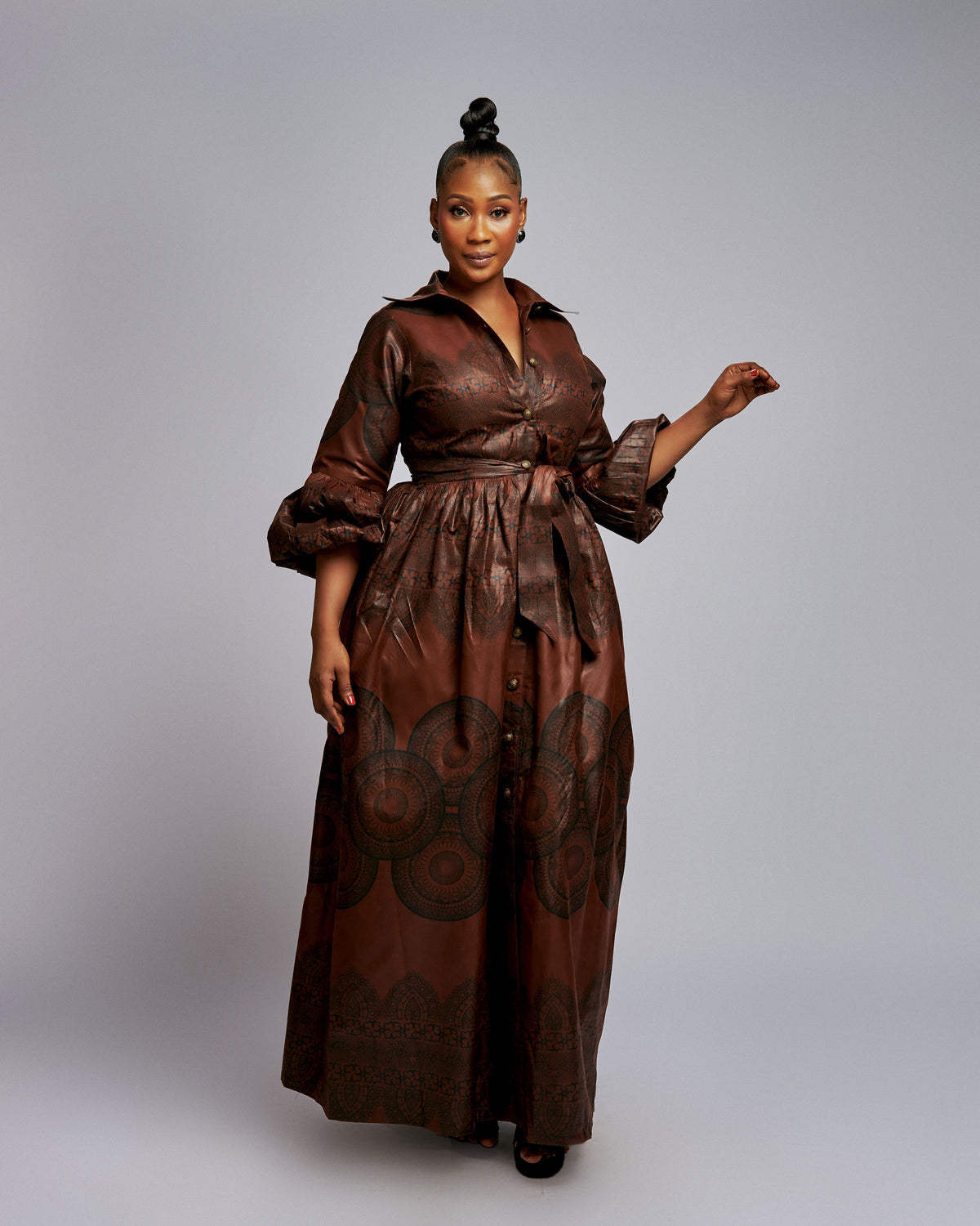 Regal Traditional Ceremony Dress